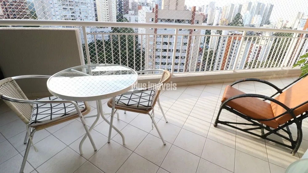 Apartamento à venda com 3 quartos, 108m² - Foto 2