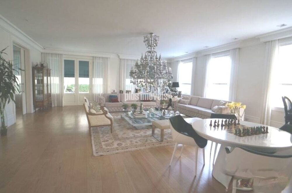 Casa, 4 quartos, 650 m² - Foto 2