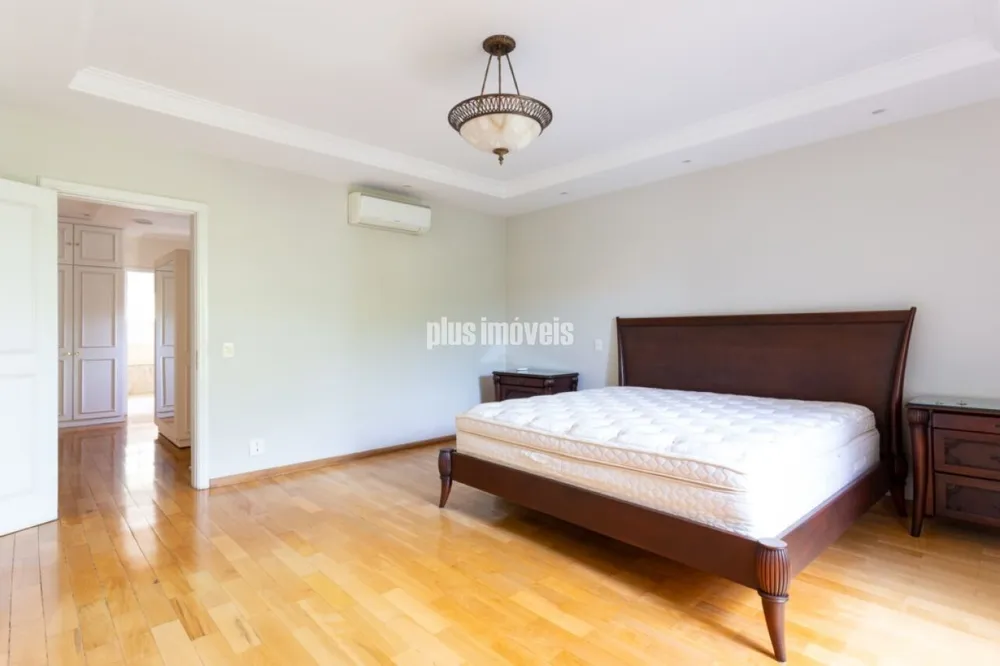 Casa, 4 quartos, 704 m² - Foto 4