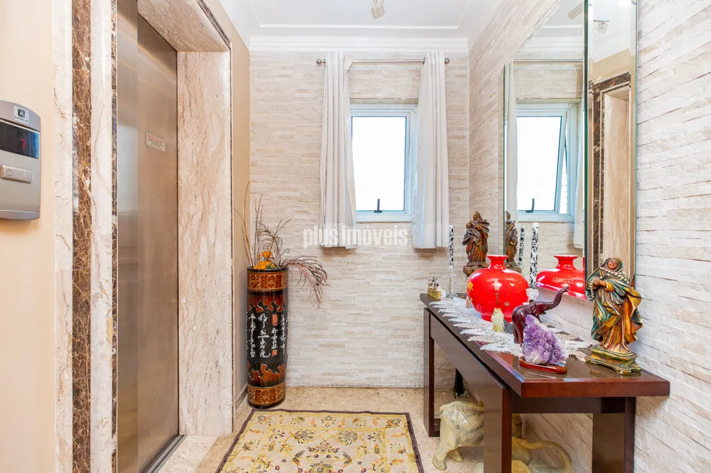 Apartamento, 3 quartos, 230 m² - Foto 1