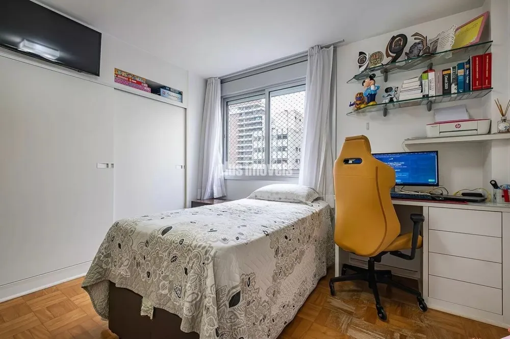 Apartamento, 3 quartos, 140 m² - Foto 2
