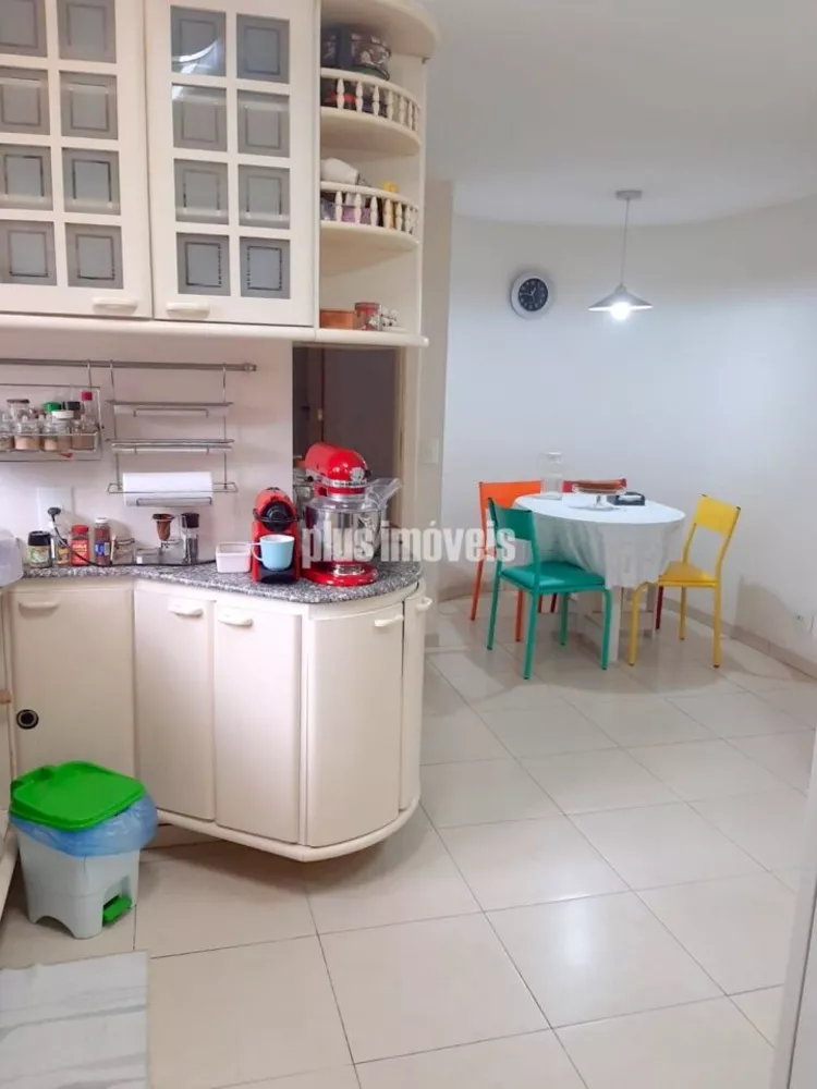 Apartamento à venda com 4 quartos, 158m² - Foto 6