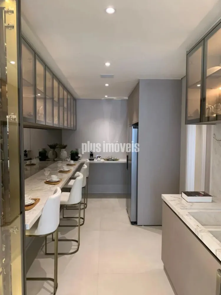 Apartamento, 5 quartos, 230 m² - Foto 1