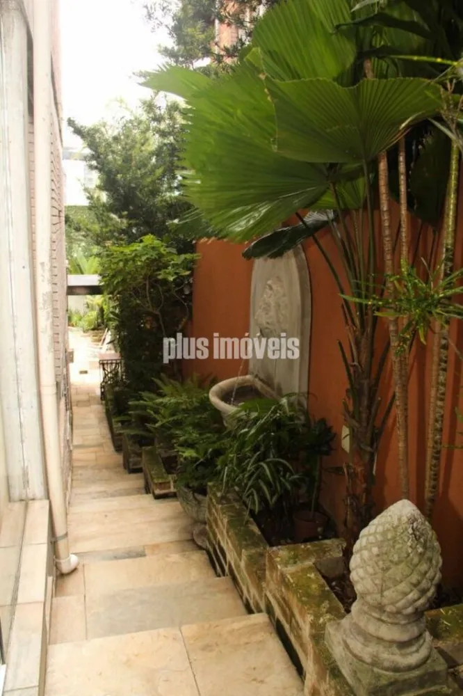 Casa, 4 quartos, 550 m² - Foto 1
