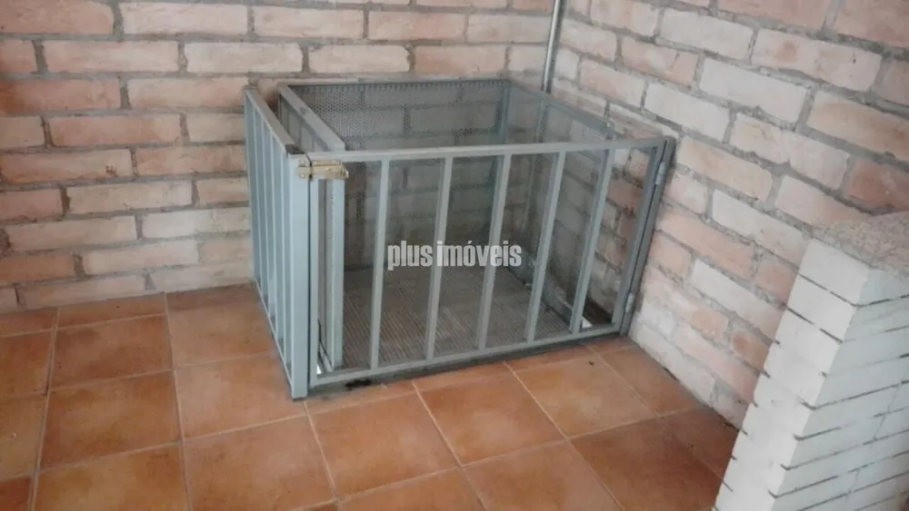 Casa, 4 quartos, 550 m² - Foto 1