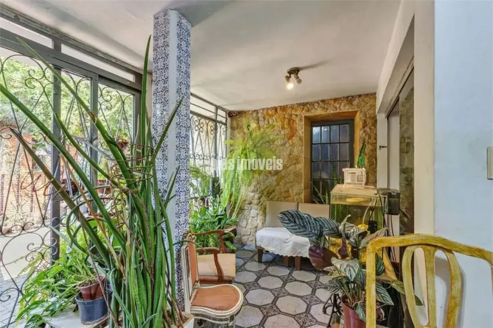 Casa, 6 quartos, 300 m² - Foto 4