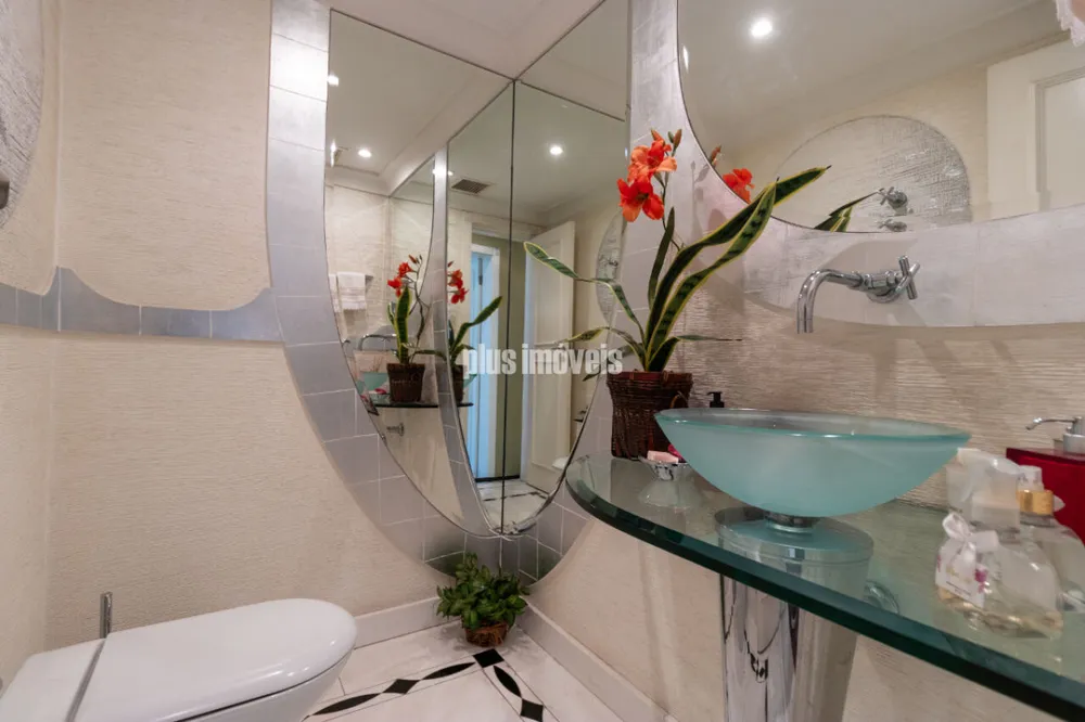 Apartamento, 3 quartos, 167 m² - Foto 1