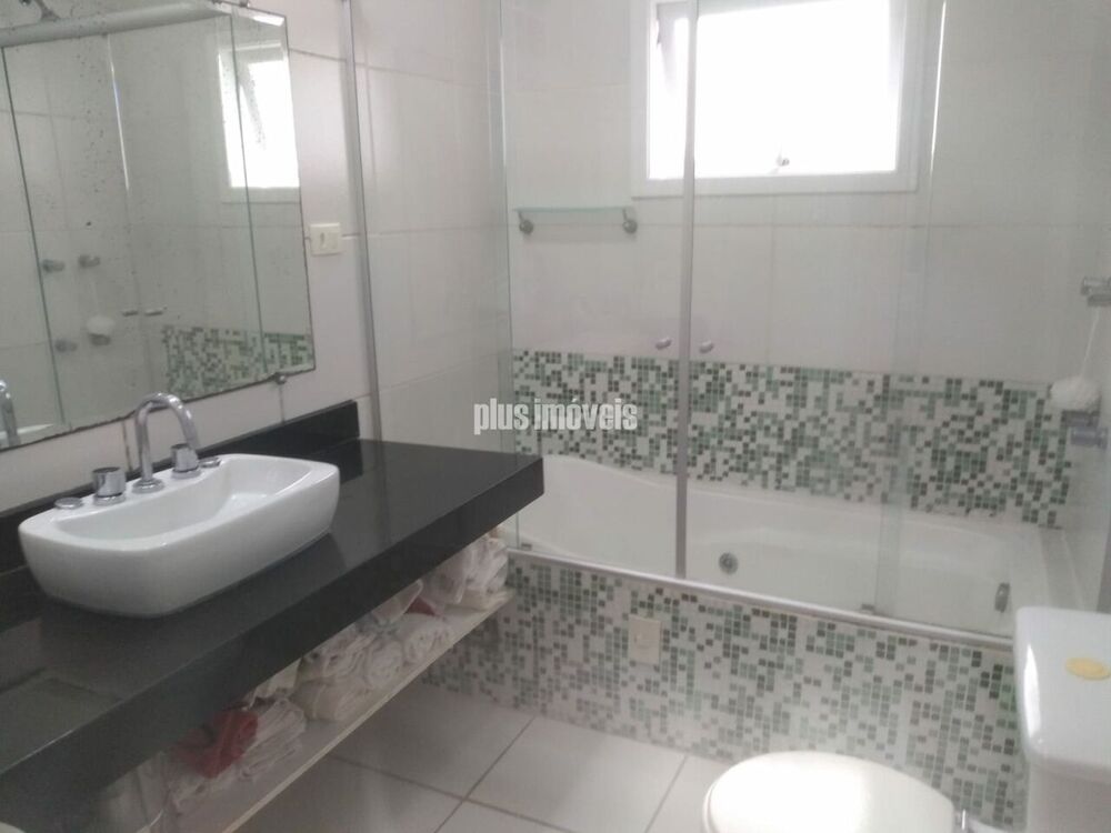 Casa, 4 quartos, 249 m² - Foto 2