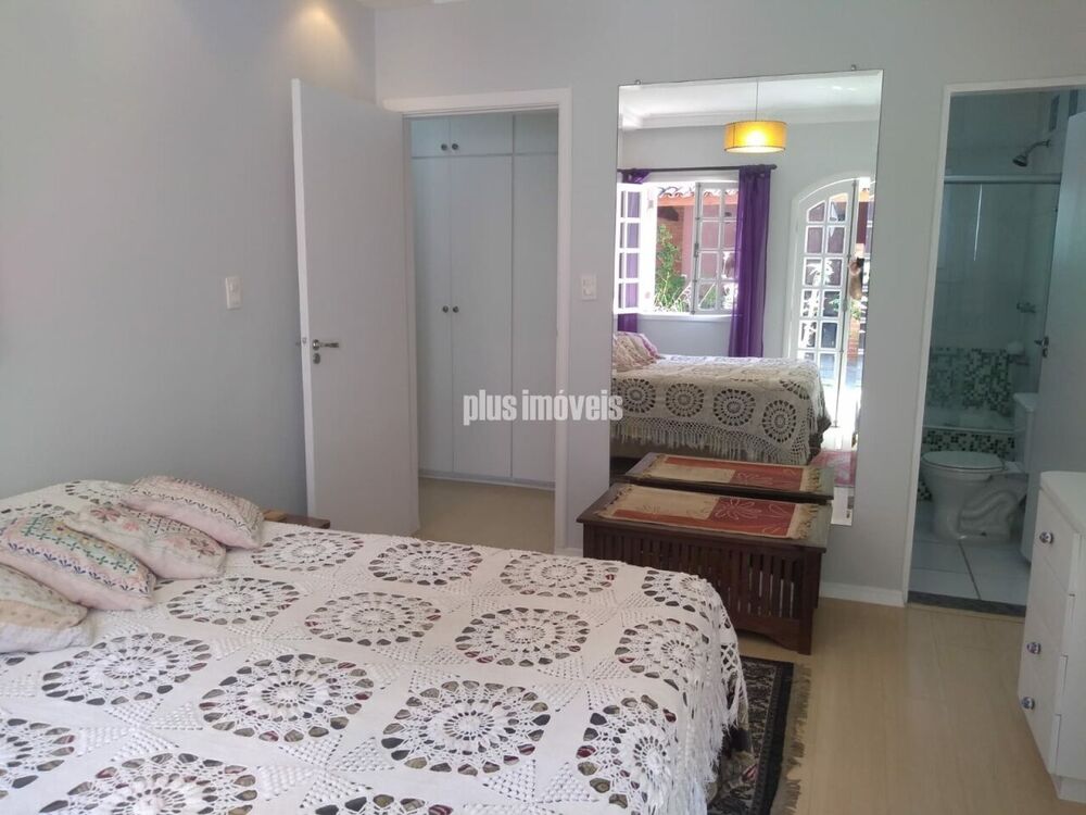 Casa, 4 quartos, 249 m² - Foto 35