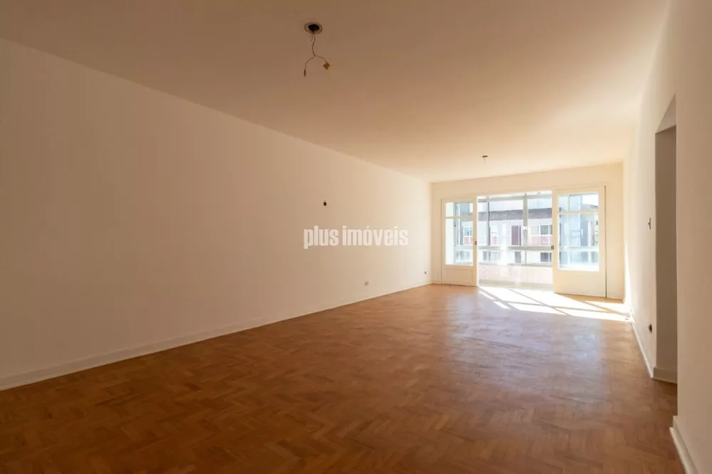 Apartamento à venda com 3 quartos, 165m² - Foto 3