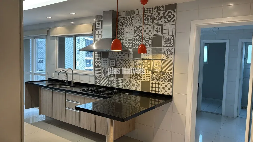 Apartamento, 4 quartos, 223 m² - Foto 1