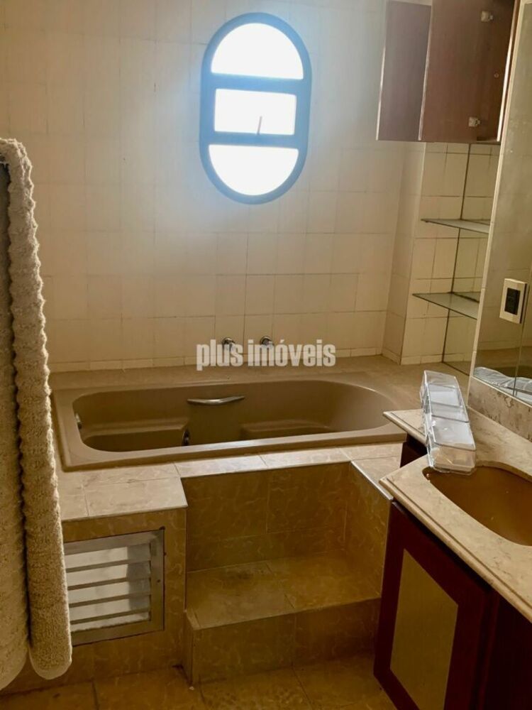 Apartamento, 4 quartos, 242 m² - Foto 2