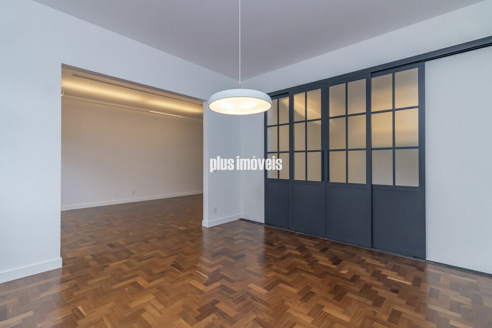 Apartamento, 3 quartos, 240 m² - Foto 1