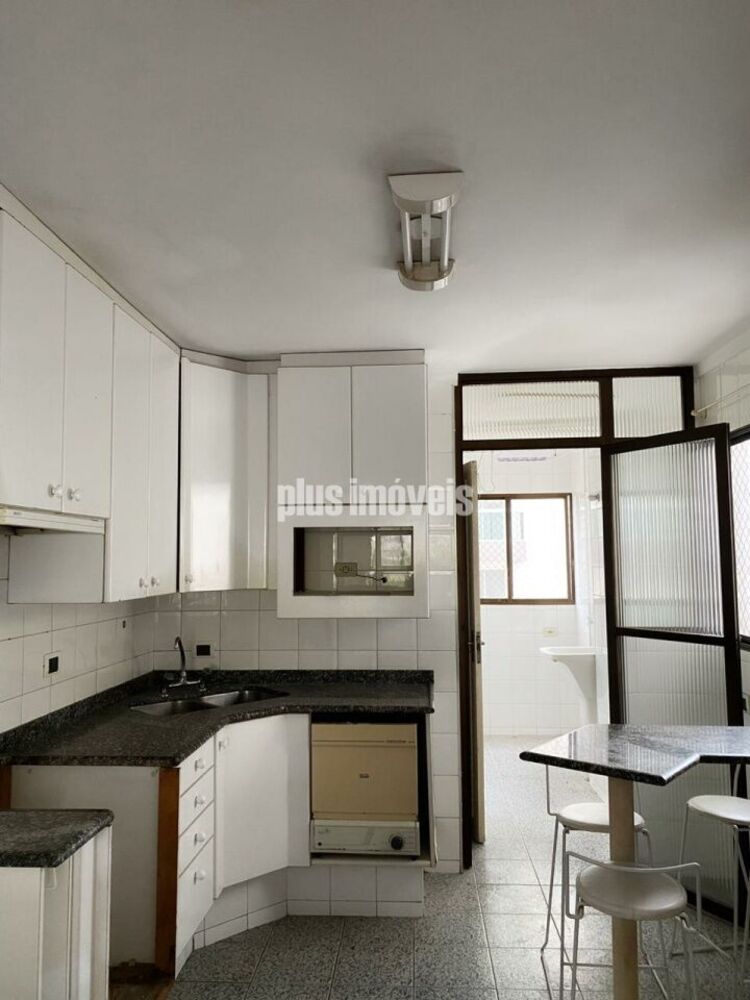 Apartamento à venda com 3 quartos, 95m² - Foto 11