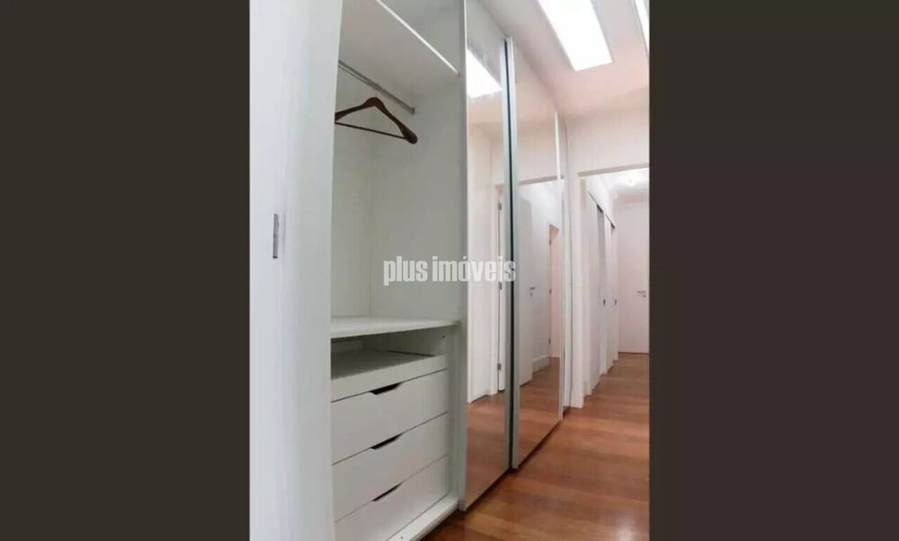 Apartamento, 3 quartos, 229 m² - Foto 2