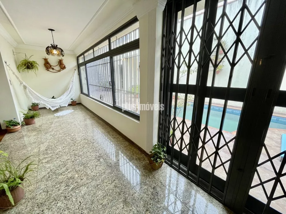 Casa, 4 quartos, 270 m² - Foto 2