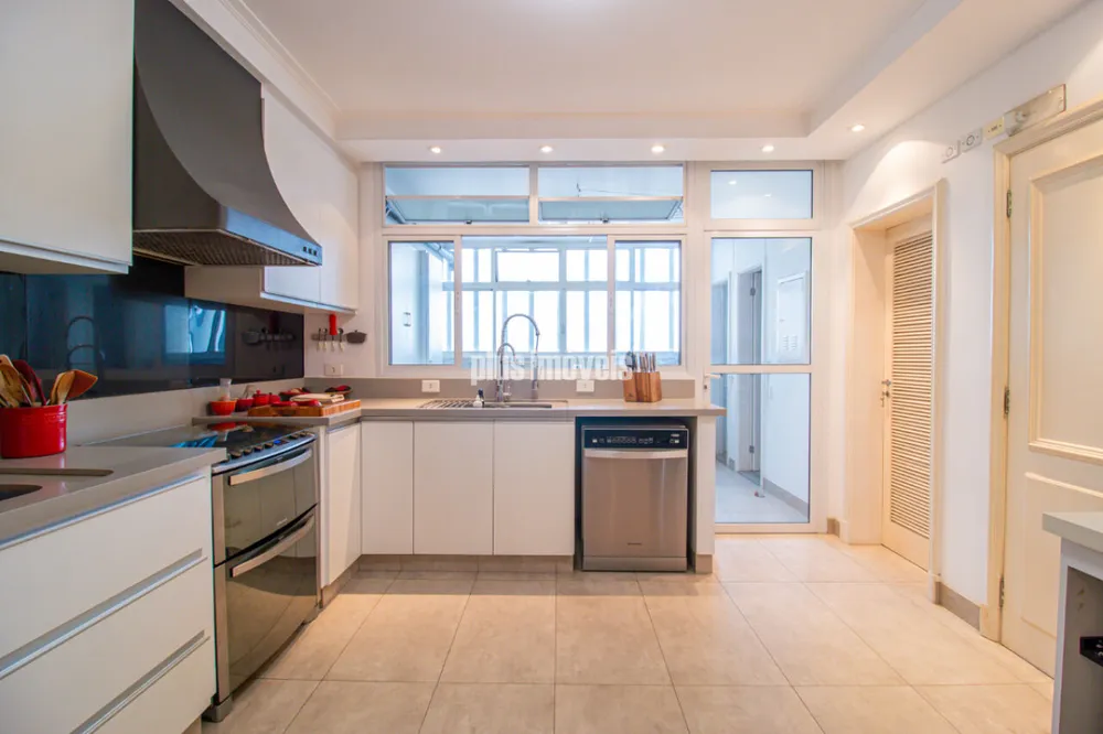 Apartamento, 3 quartos, 329 m² - Foto 2