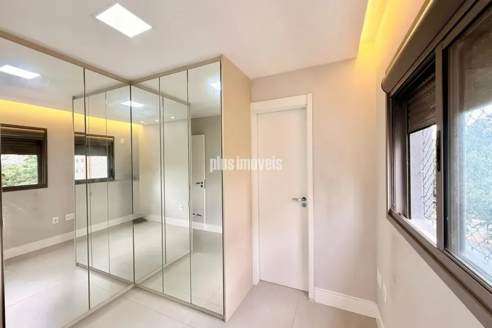Apartamento, 3 quartos, 143 m² - Foto 2