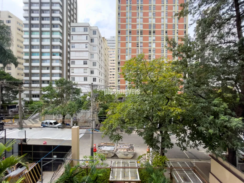 Apartamento, 3 quartos, 216 m² - Foto 1