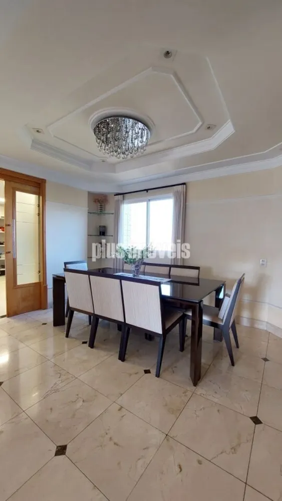 Apartamento, 3 quartos, 215 m² - Foto 1