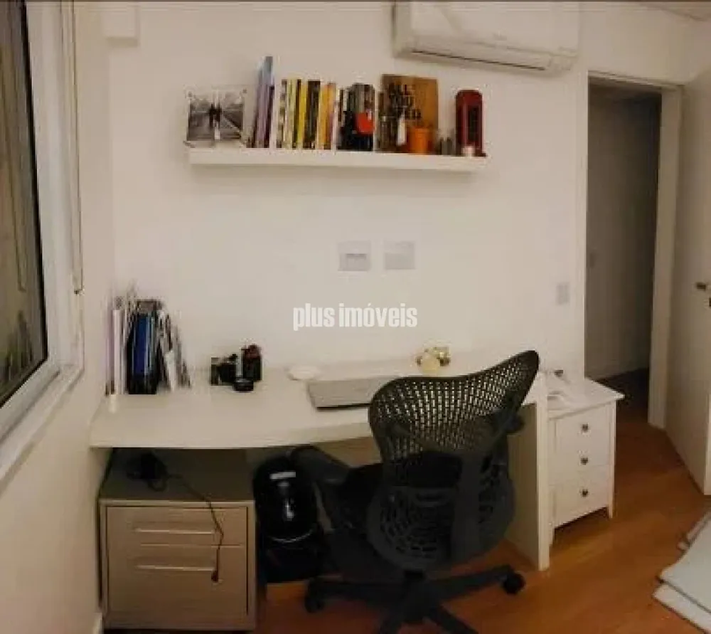 Apartamento, 3 quartos, 230 m² - Foto 1