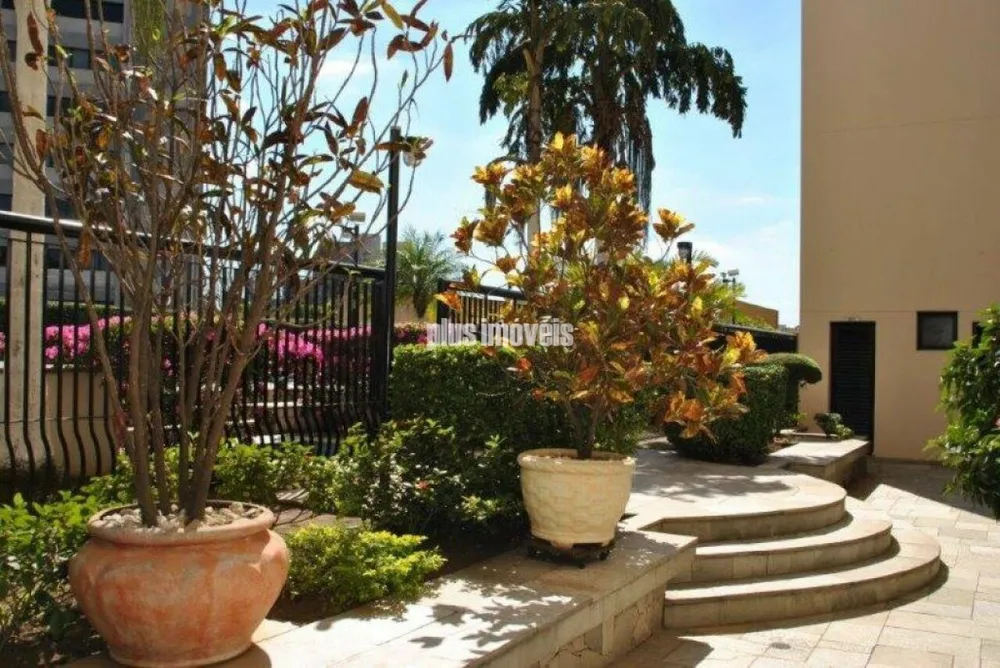 Apartamento, 3 quartos, 204 m² - Foto 2
