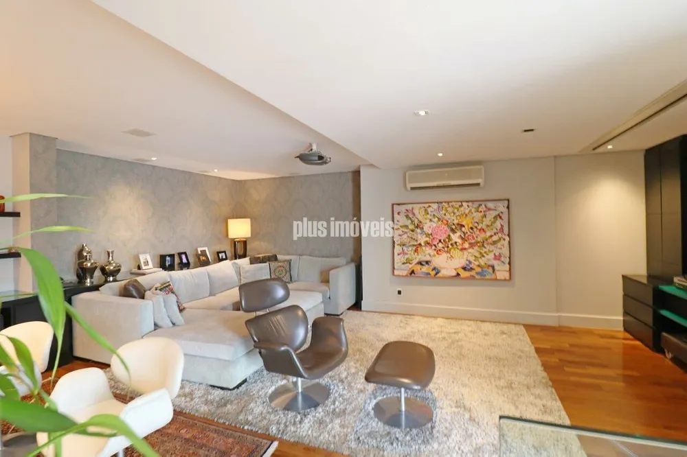 Apartamento, 3 quartos, 335 m² - Foto 2