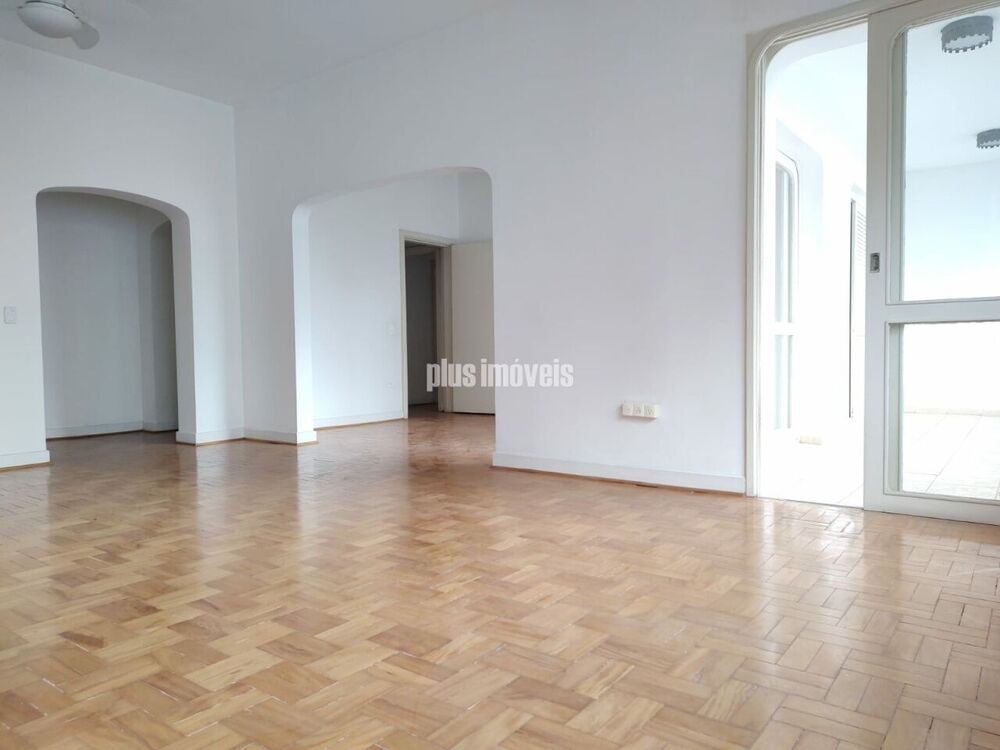 Apartamento, 3 quartos, 216 m² - Foto 1