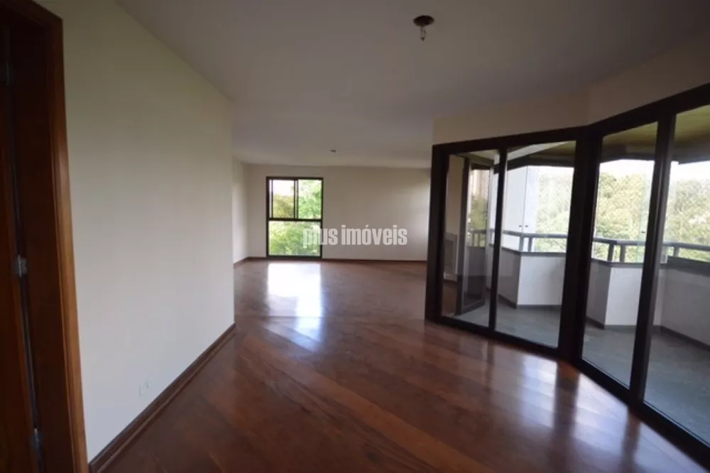 Apartamento à venda com 4 quartos, 196m² - Foto 1