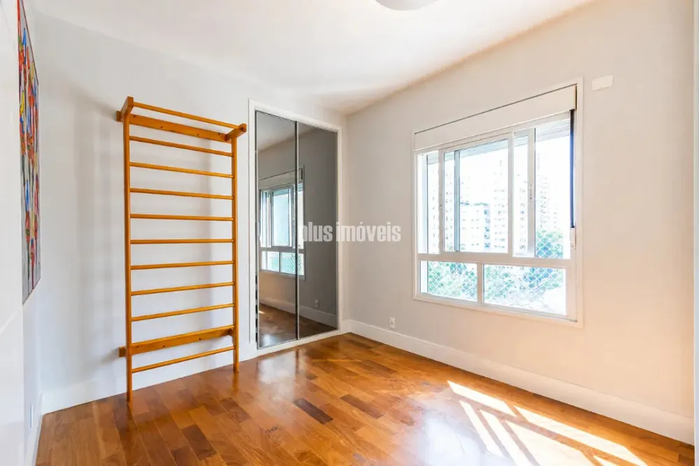 Apartamento, 4 quartos, 240 m² - Foto 1