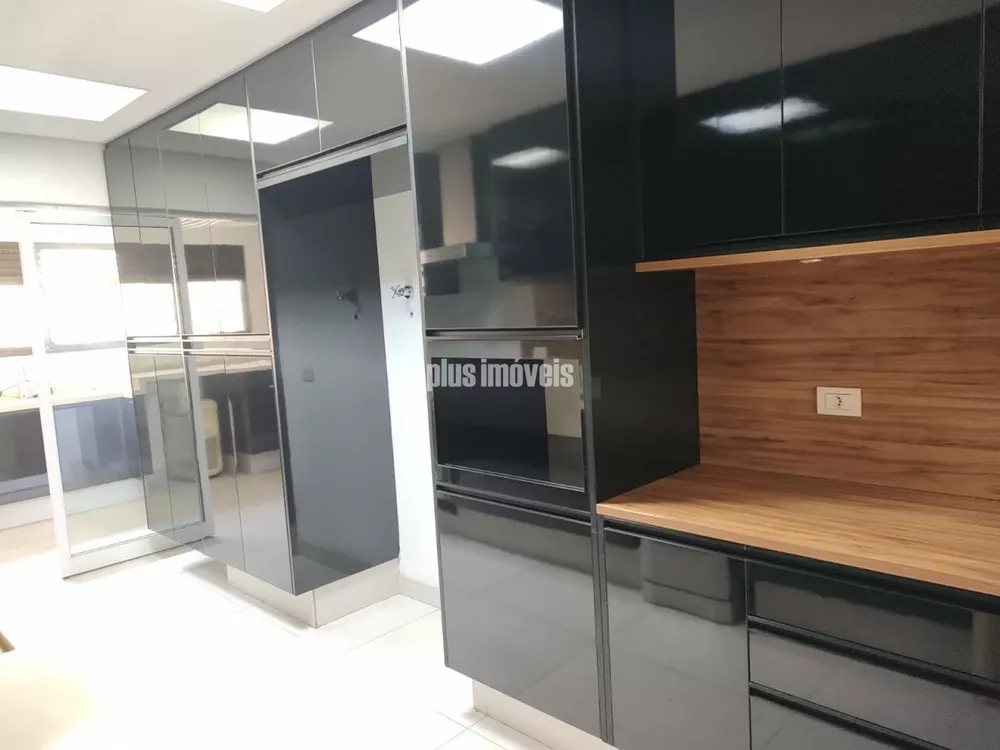 Apartamento, 3 quartos, 275 m² - Foto 1