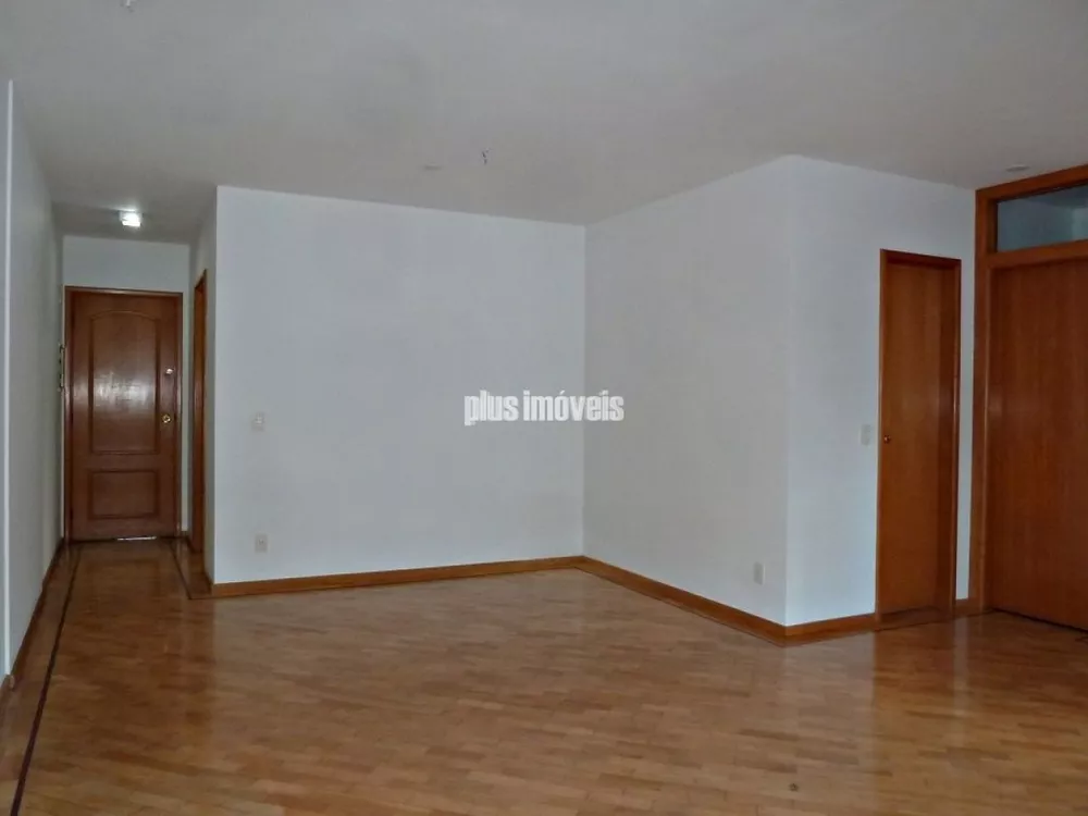 Apartamento à venda com 2 quartos, 78m² - Foto 2