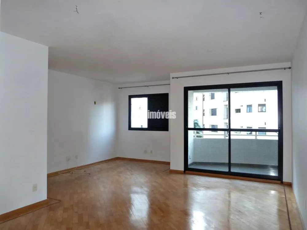 Apartamento à venda com 2 quartos, 78m² - Foto 3