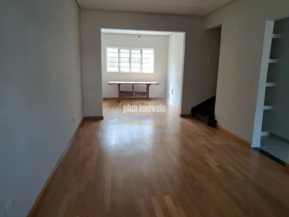 Casa, 3 quartos, 225 m² - Foto 2