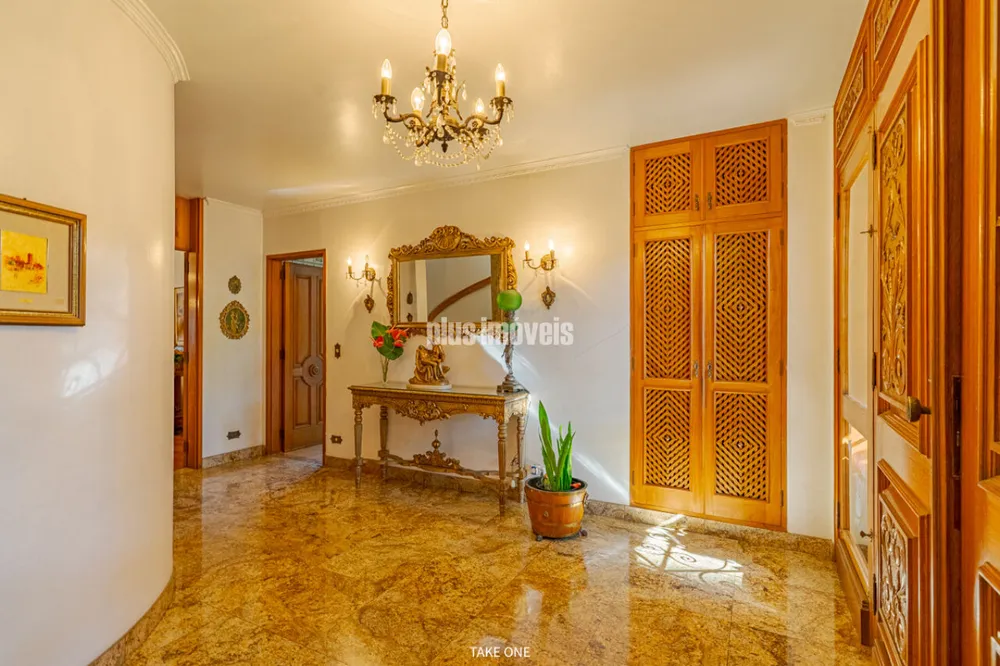 Casa, 3 quartos, 589 m² - Foto 1