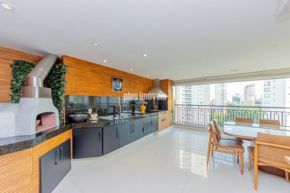 Apartamento, 4 quartos, 250 m² - Foto 1