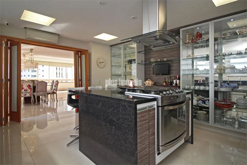 Apartamento, 4 quartos, 325 m² - Foto 12