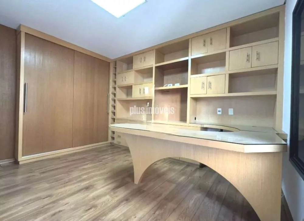 Apartamento à venda com 3 quartos, 216m² - Foto 8