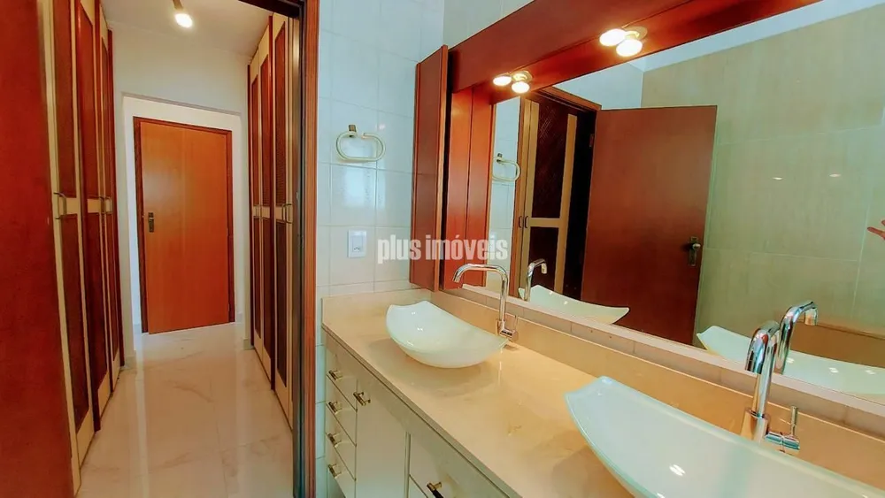 Casa, 4 quartos, 288 m² - Foto 3