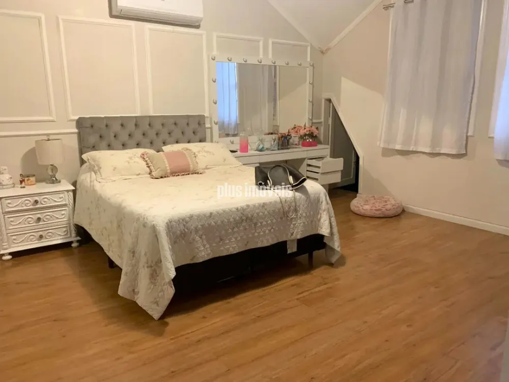 Casa, 5 quartos, 380 m² - Foto 1