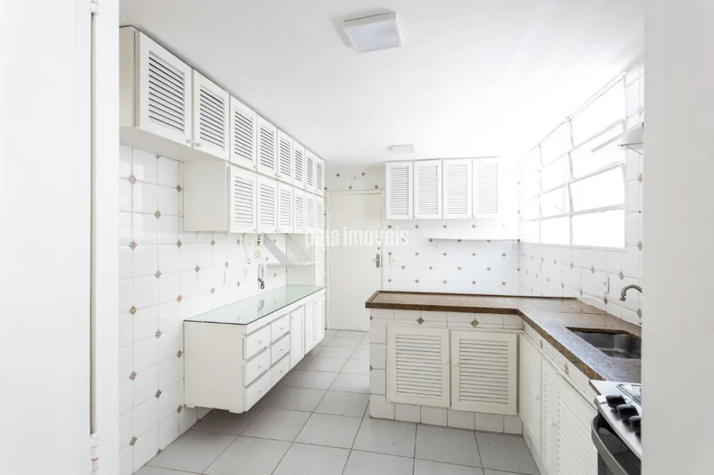 Apartamento, 3 quartos, 134 m² - Foto 2
