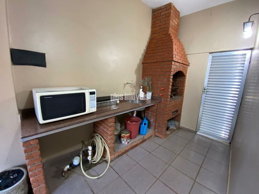 Casa à venda com 3 quartos, 122m² - Foto 2