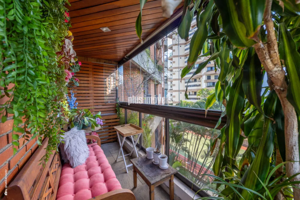 Apartamento, 3 quartos, 275 m² - Foto 1