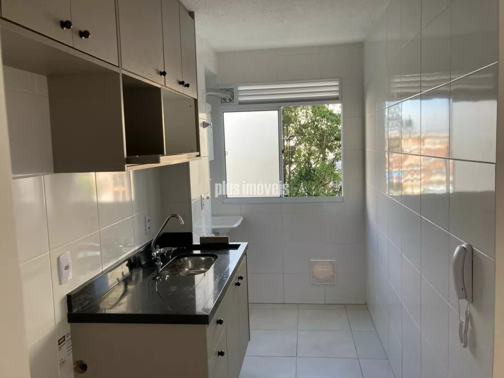 Apartamento à venda com 2 quartos, 43m² - Foto 2