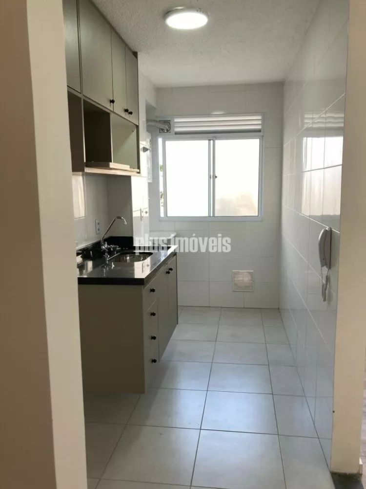 Apartamento à venda com 2 quartos, 43m² - Foto 3