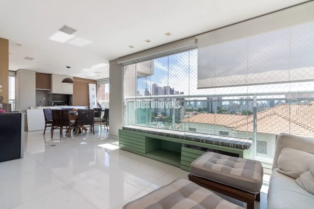 Apartamento, 3 quartos, 213 m² - Foto 1