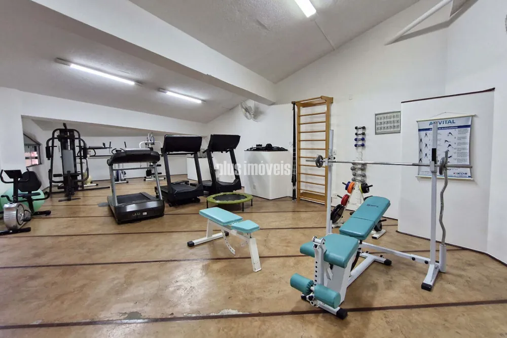 Apartamento, 3 quartos, 225 m² - Foto 2