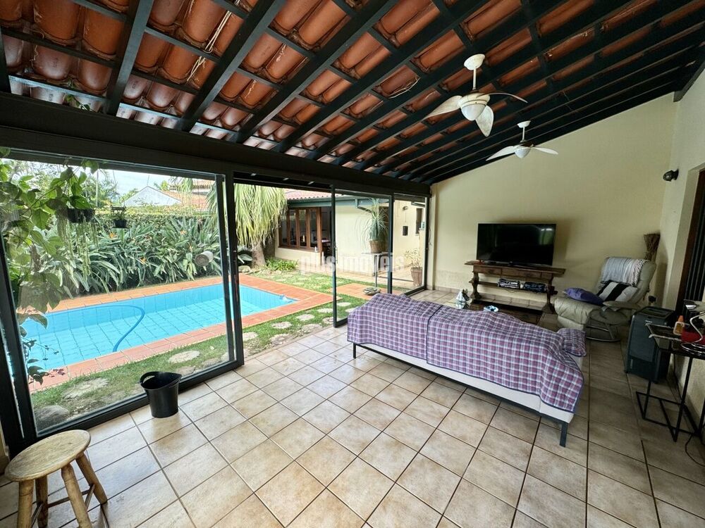 Casa à venda e aluguel com 4 quartos, 410m² - Foto 2
