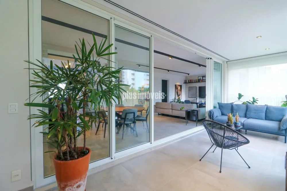 Apartamento, 3 quartos, 212 m² - Foto 1