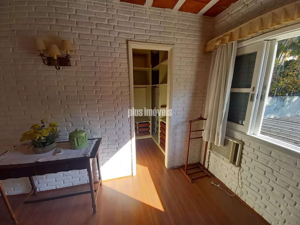 Casa, 4 quartos, 300 m² - Foto 4